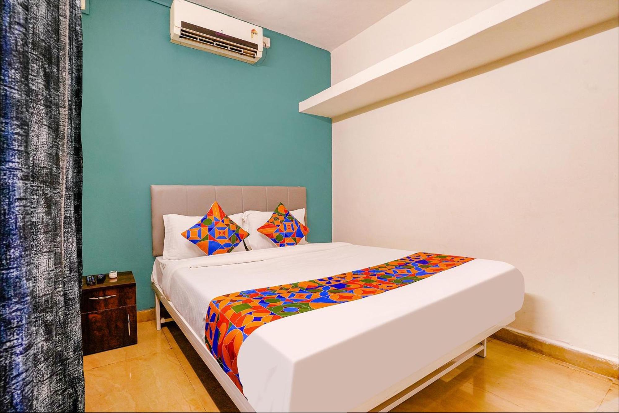 פונה Fabhotel Glh Stays, Airport Road מראה חיצוני תמונה
