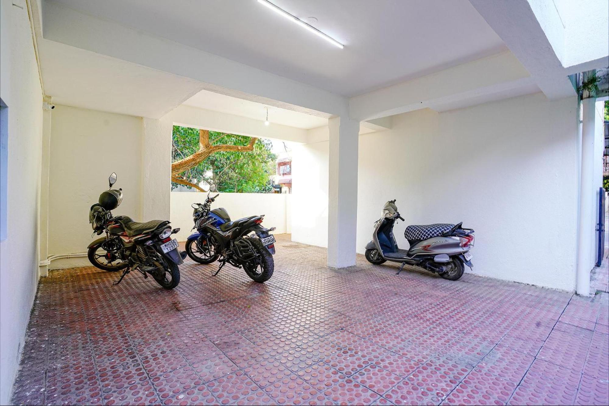 פונה Fabhotel Glh Stays, Airport Road מראה חיצוני תמונה