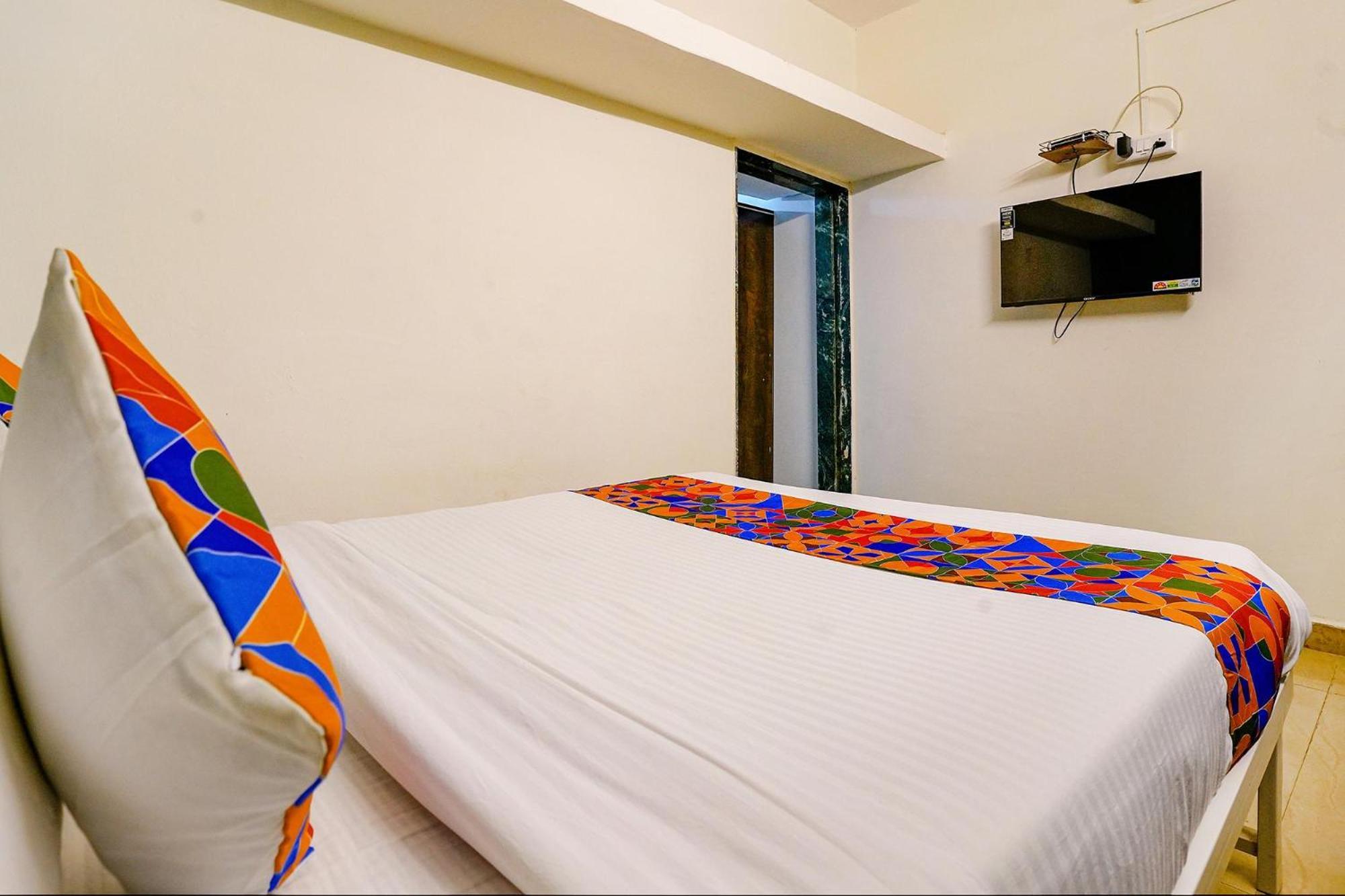 פונה Fabhotel Glh Stays, Airport Road מראה חיצוני תמונה